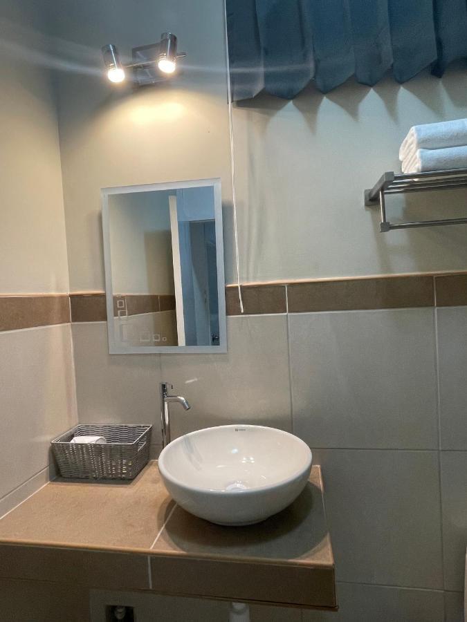 Hotel Calmelia Piura Bagian luar foto