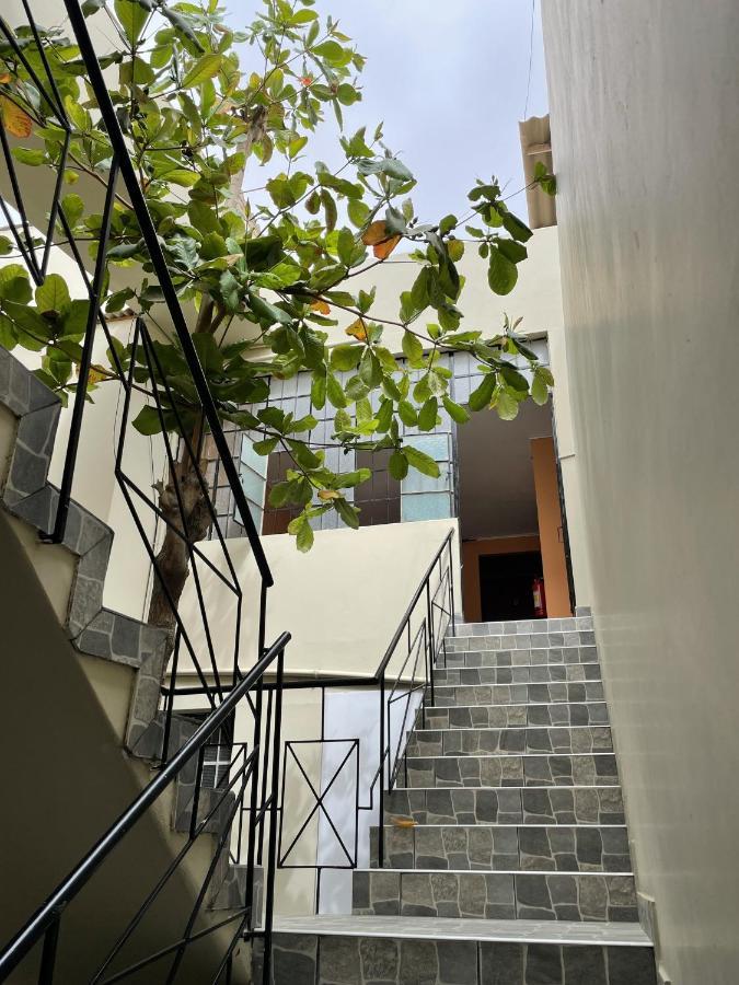 Hotel Calmelia Piura Bagian luar foto